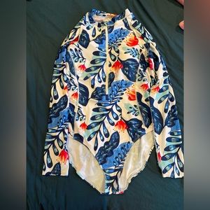Floral rashguard